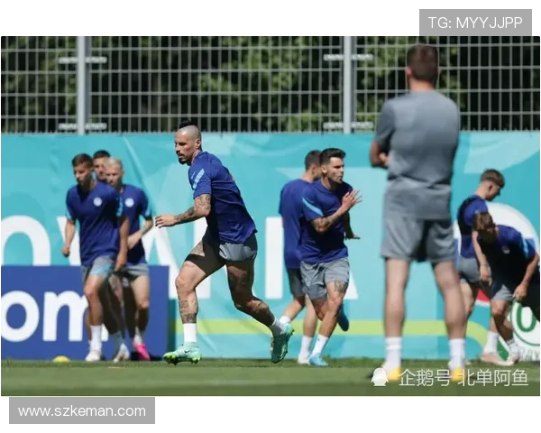 鲁迪加西亚：上半场表现不佳但最终达成目标展示球队韧性